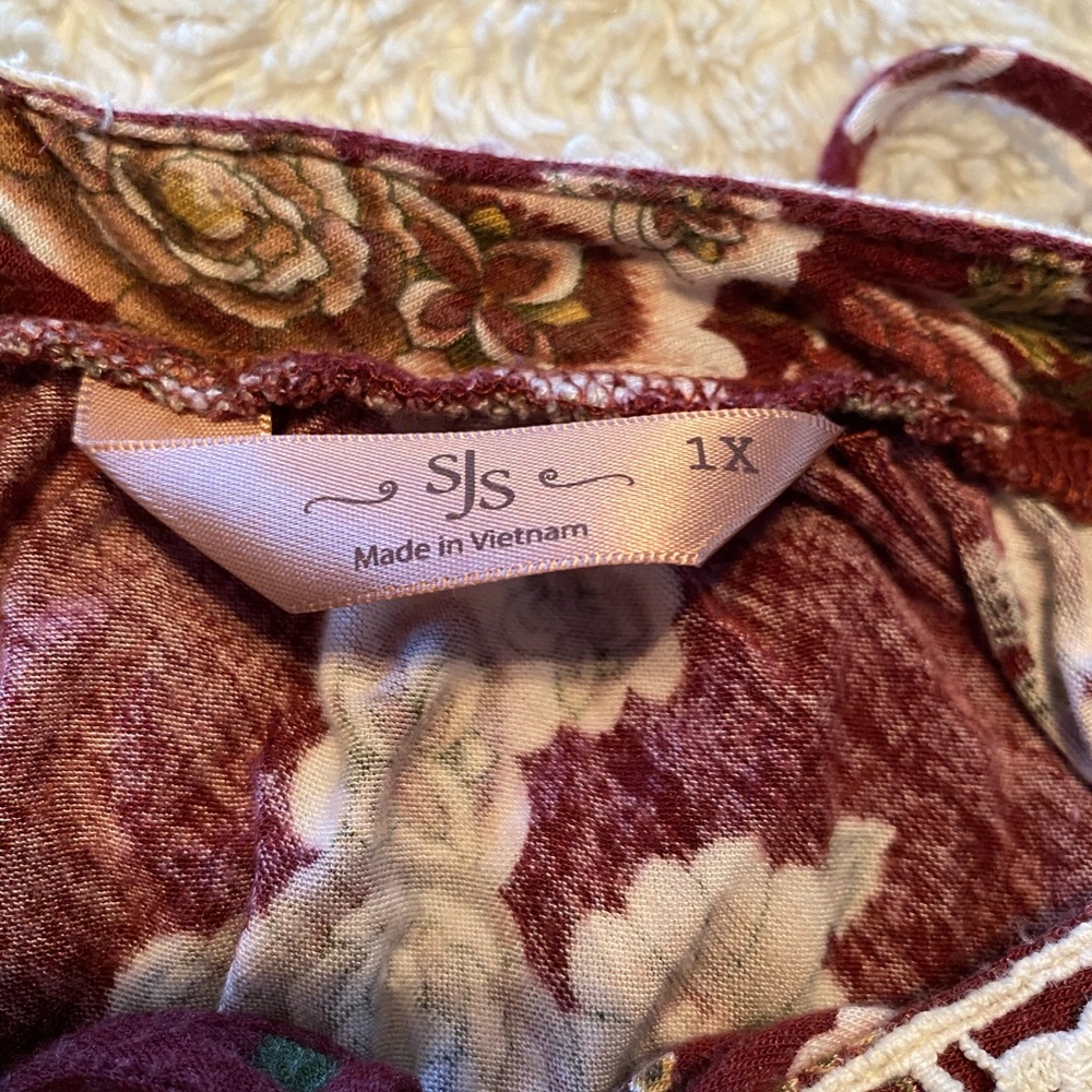 Exposed shoulder top - Picture 6 of 6